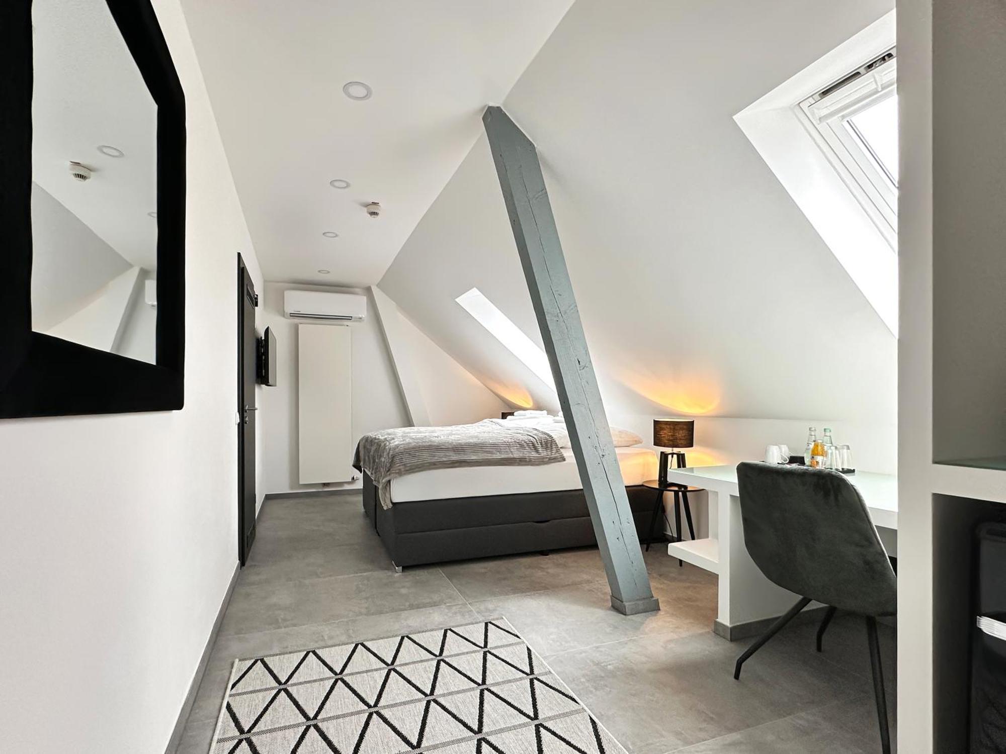 Si-View Doppelzimmer Siegen Zimmer 15 - Hotel Exterior foto